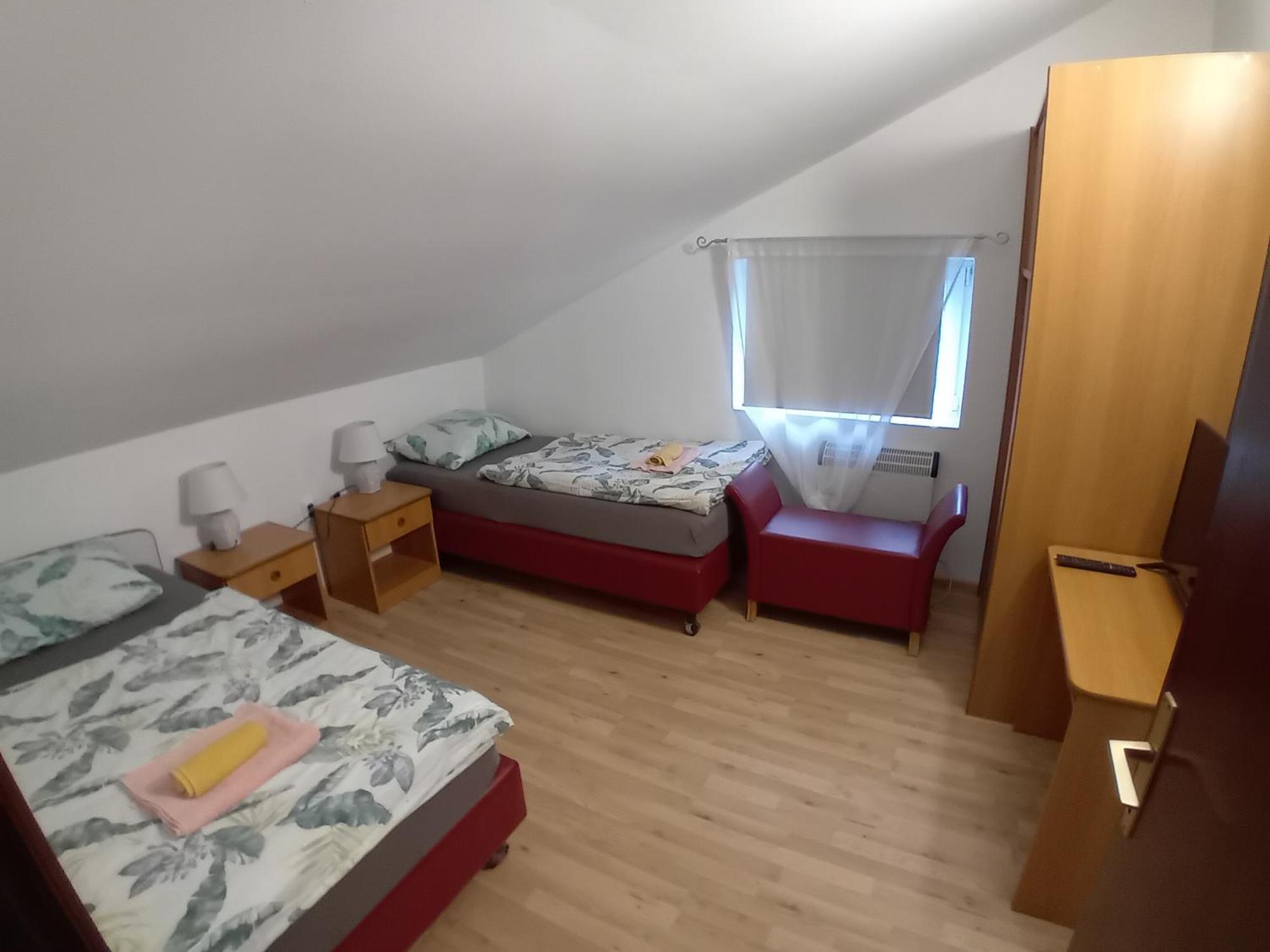 Holiday Home Ivano Korenica Dış mekan fotoğraf